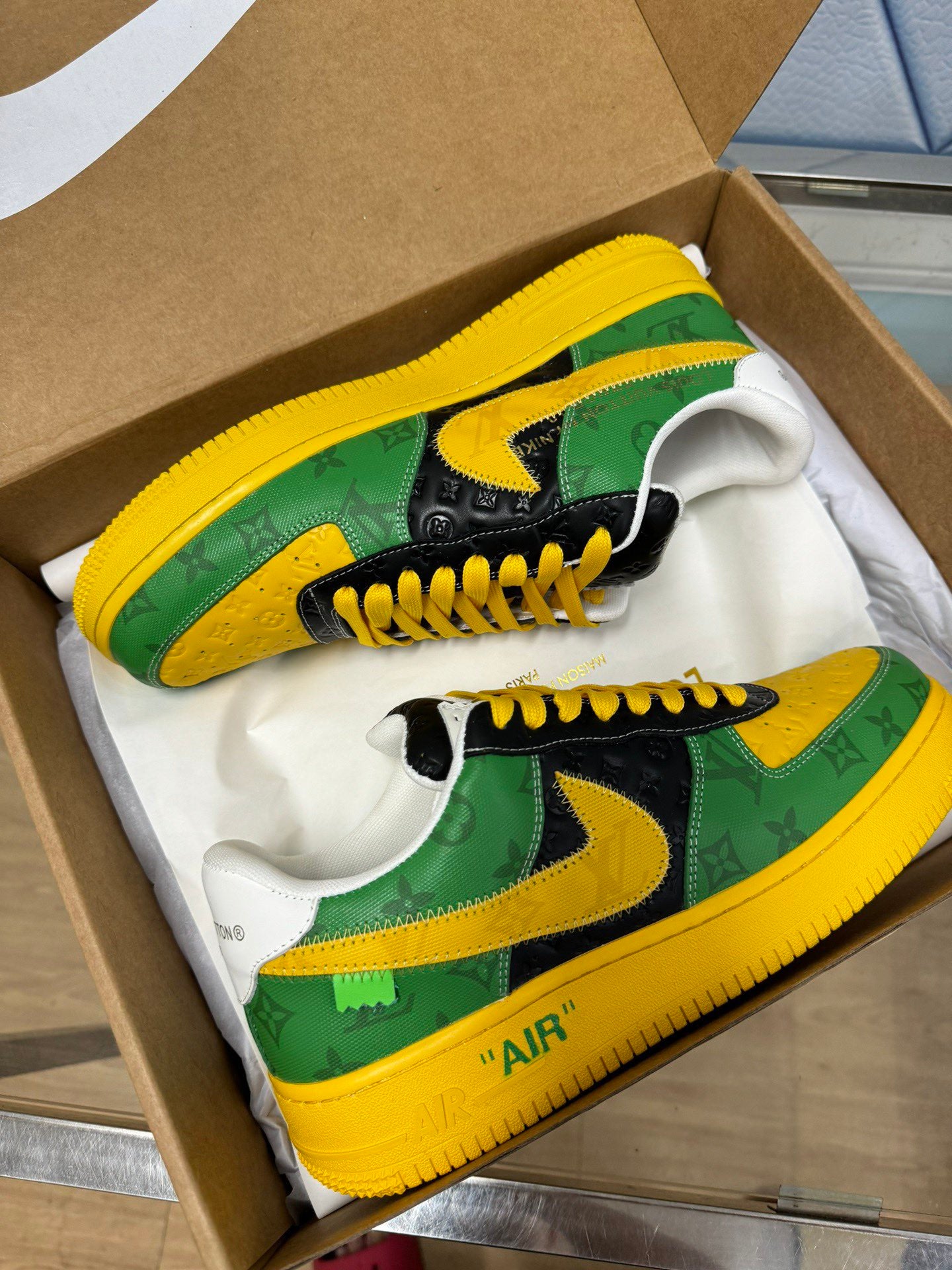 Louis Vuitton + Nike air force 1