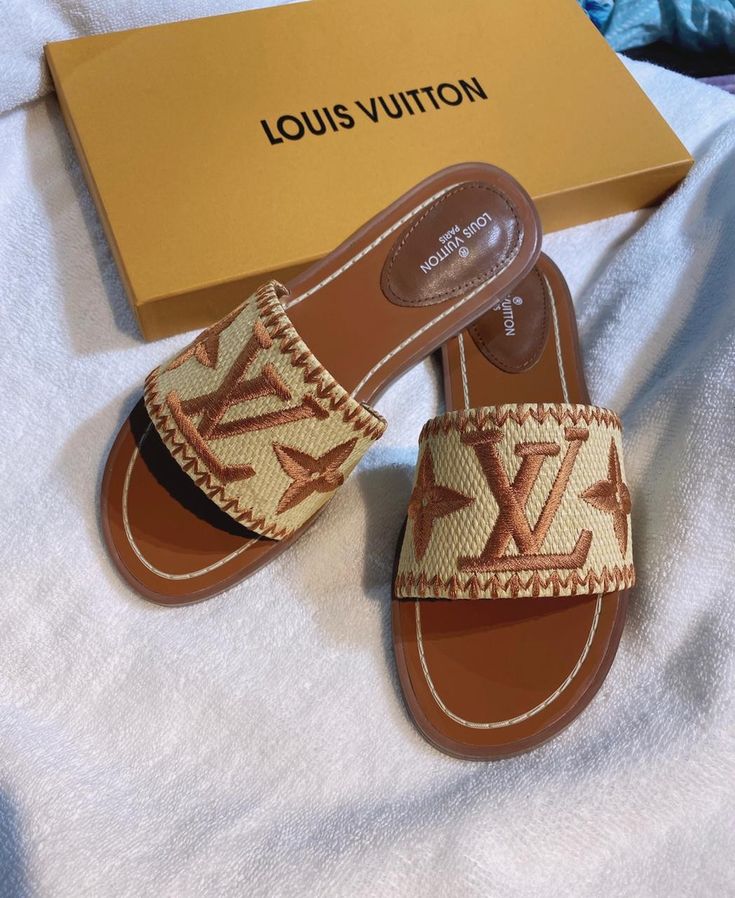 Lv Sandals