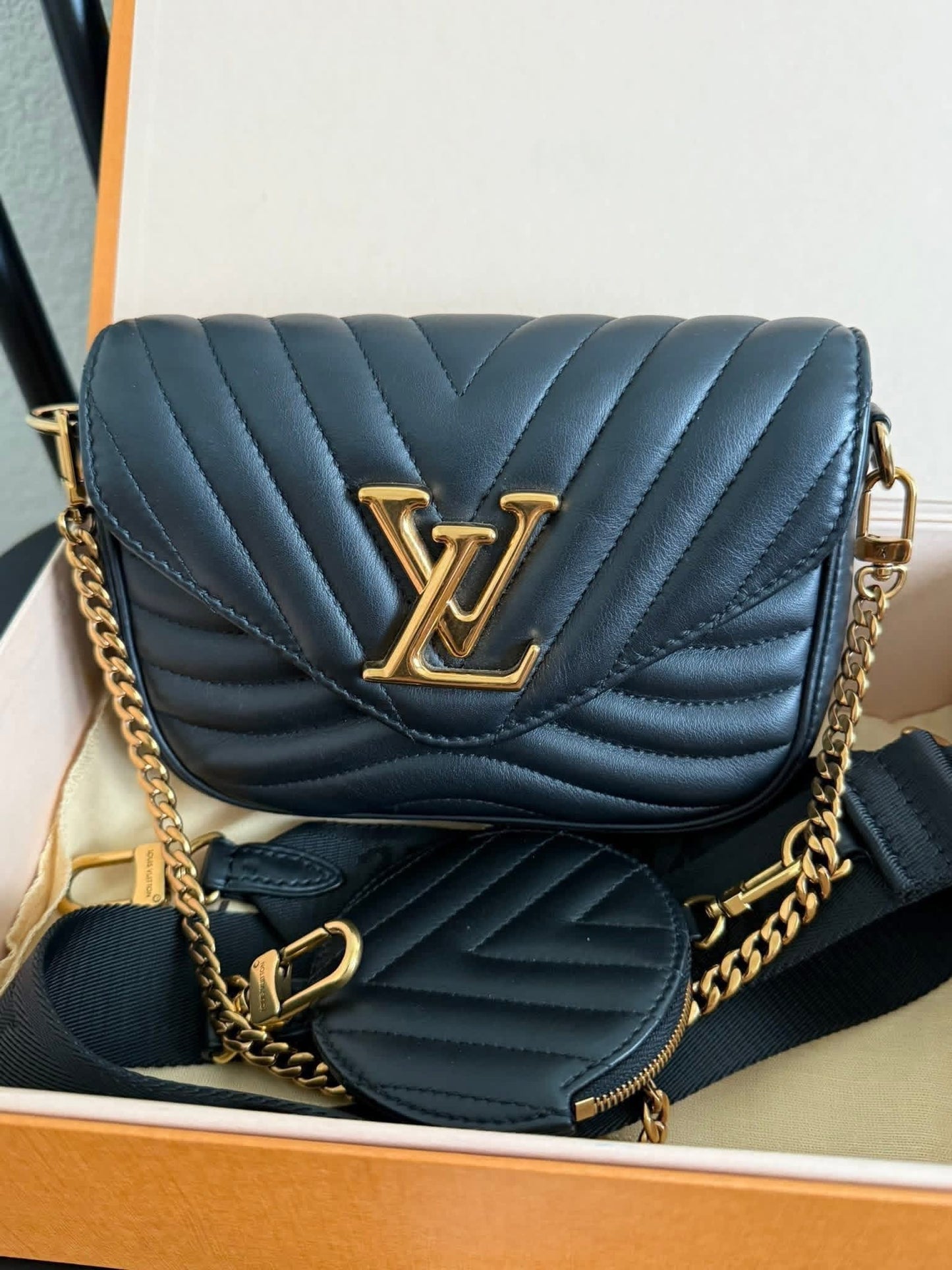 Louis Vuitton New Wave Multi-Pochette bag