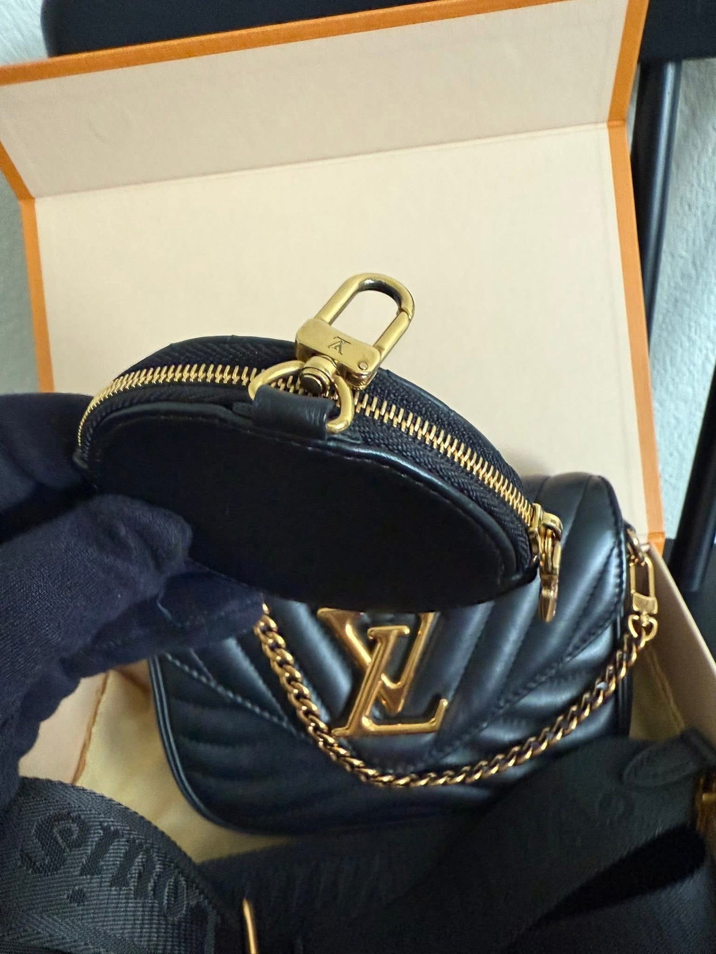 Louis Vuitton New Wave Multi-Pochette bag