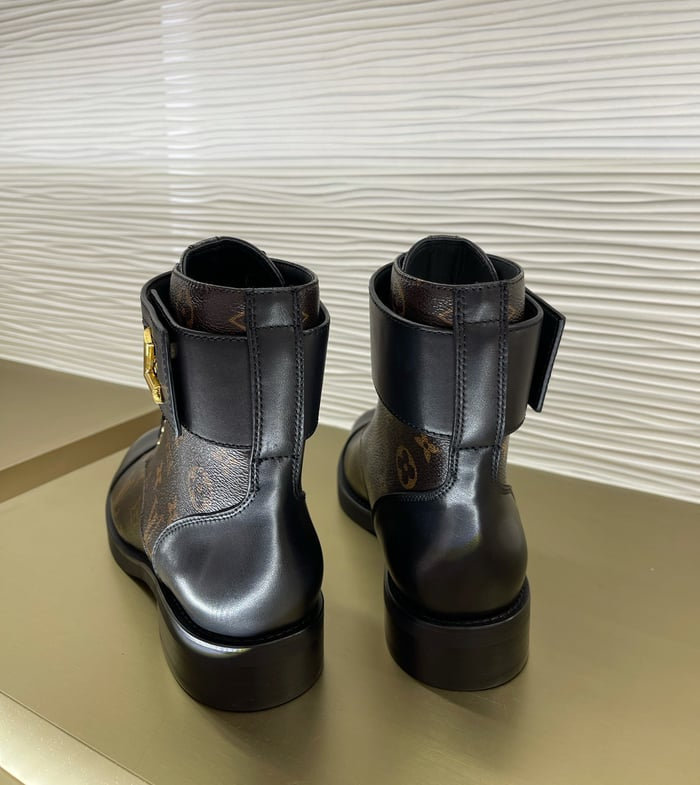 Louis Vuitton Wonderland Flat Ranger boots