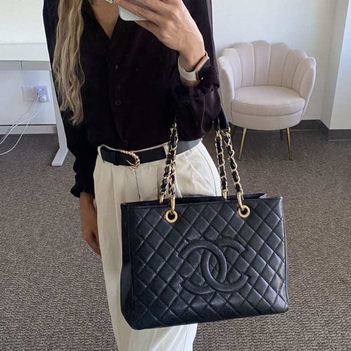 Chanel Classic Tote Bag Gold Toned Hardware Black 34cm