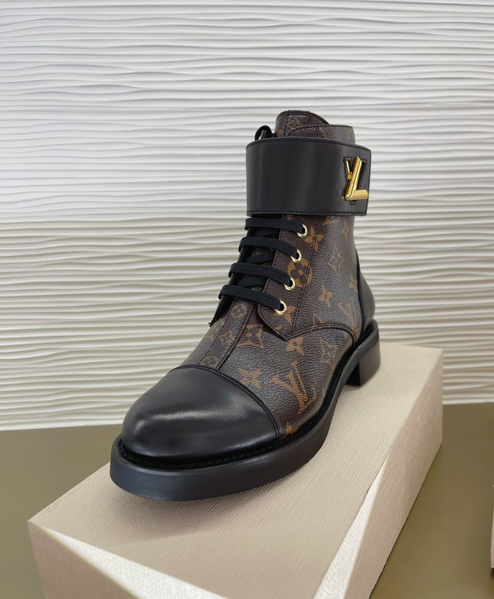 Louis Vuitton Wonderland Flat Ranger boots