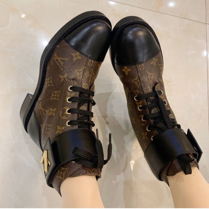 Louis Vuitton Wonderland Flat Ranger boots