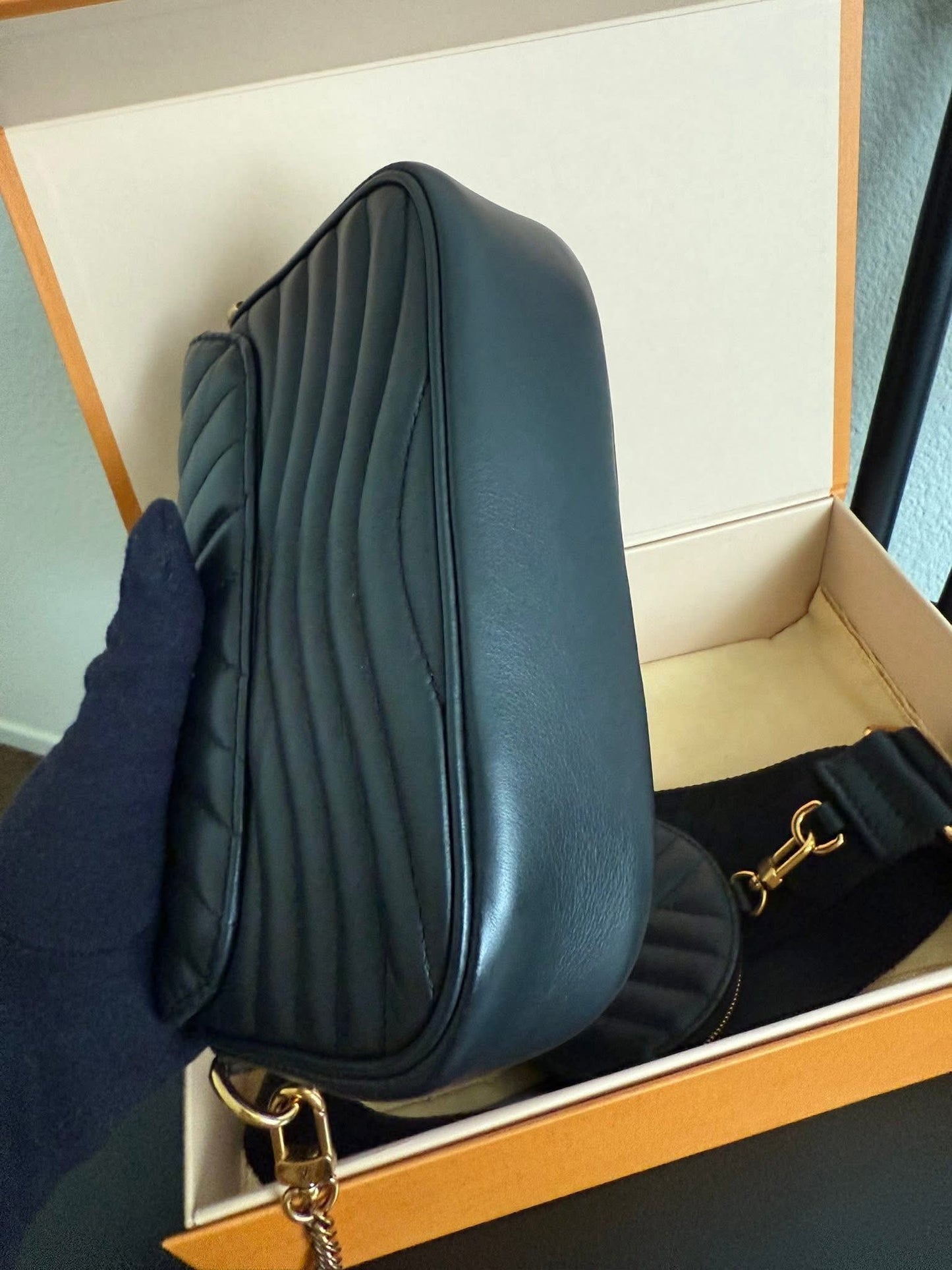 Louis Vuitton New Wave Multi-Pochette bag