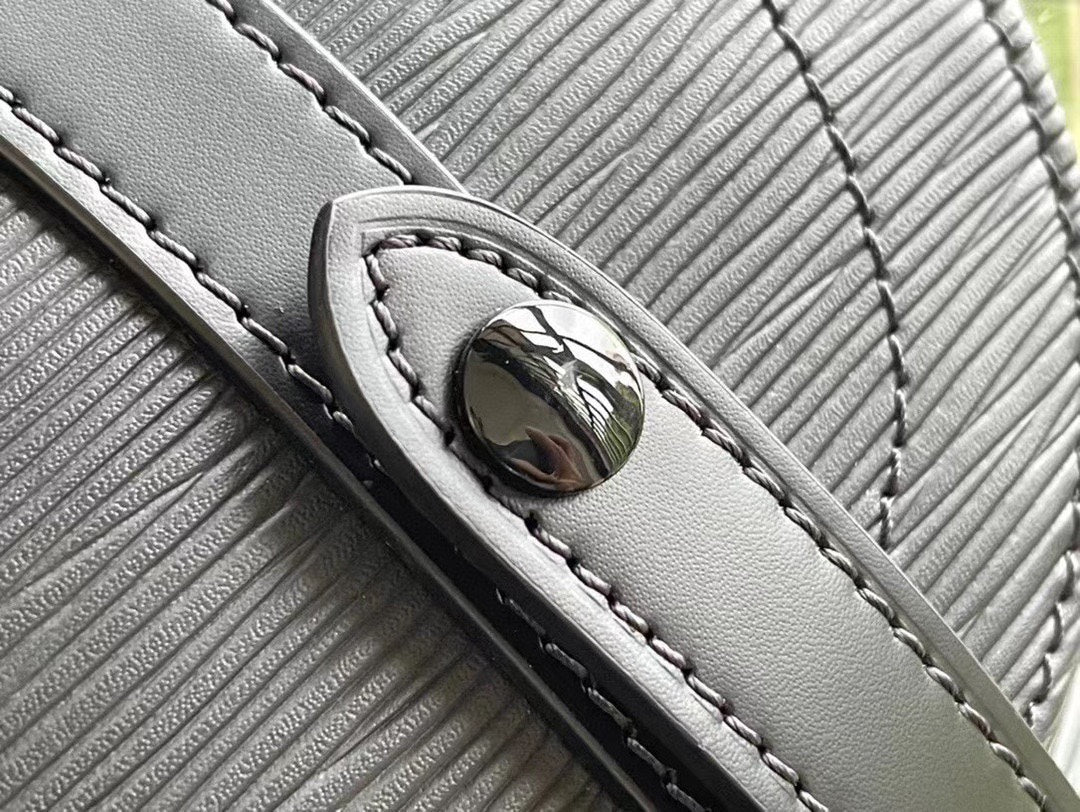 Louis Vuitton x Supreme Christopher Backpack Black