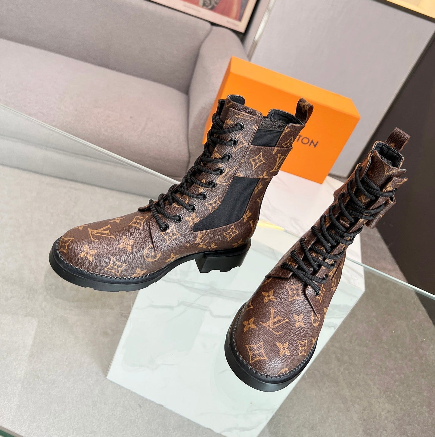 Louis Vuitton Boots Wonderland Flat Rangers